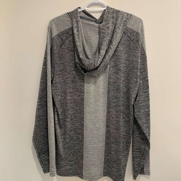 🤩 3 for $20 / MLB Authentic Colorado Rockies Majestic Grey Hoodie - Picture 3 of 4